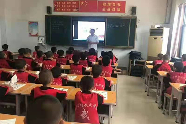 孩子在嵩山少林寺武术学校学费要多少钱