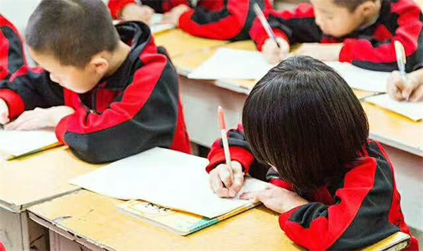 河南嵩山少林文武学校