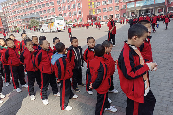 嵩山少林文武学校招生支持随到随学吗？收费标准是怎样的？