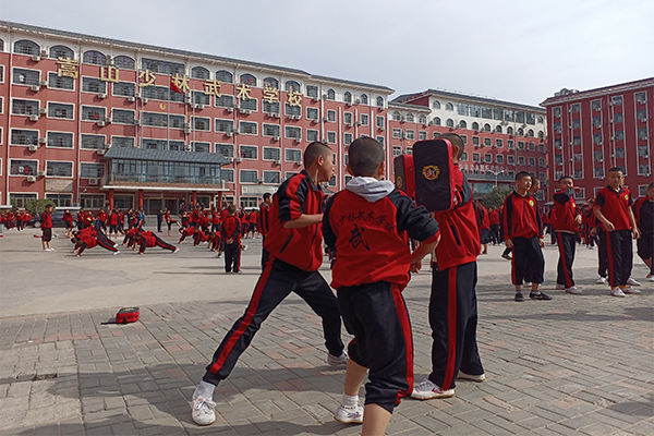 少林武术学校哪家好？2024年嵩山少林武术学校招生开始了吗？