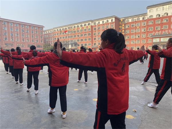 嵩山少林武术学校招生是怎样的？课程安排是文武兼修的吗？